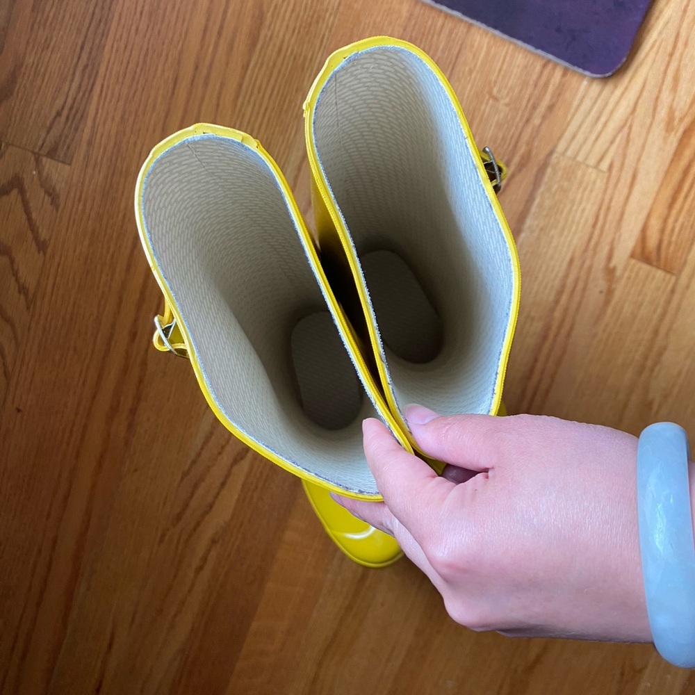 Hunter Yellow Gloss Tall Rain Boots - Picture 4 of 8